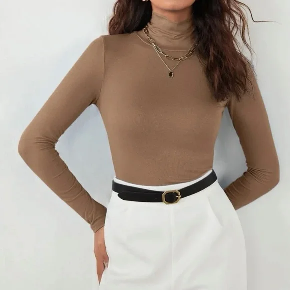 Boho casual high neck fitted top - Picture 9 of 15